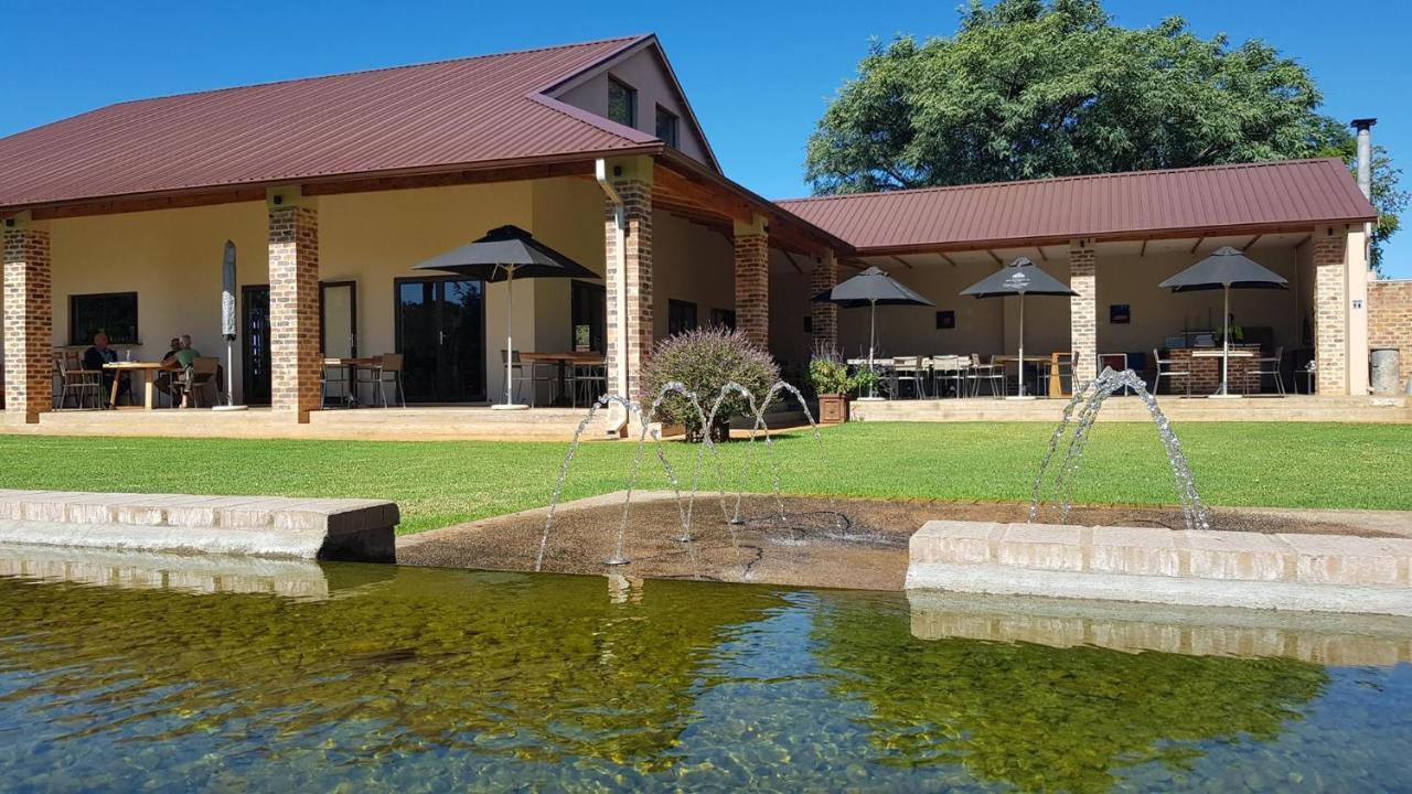 Esther'S Country Lodge Hekpoort Exterior foto